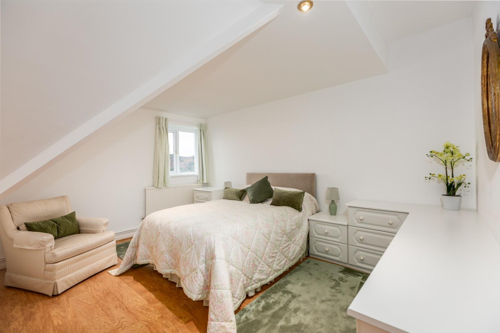 Langland Bay Road, Langland, Swansea, SA3 4QZ